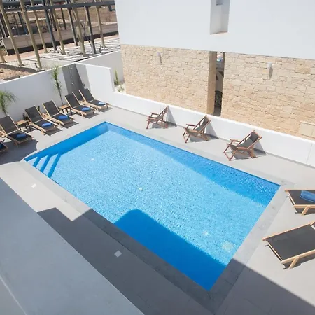 The Ultimate 5 Star Holiday In With Private Pool And Close To The Beach 1546 *